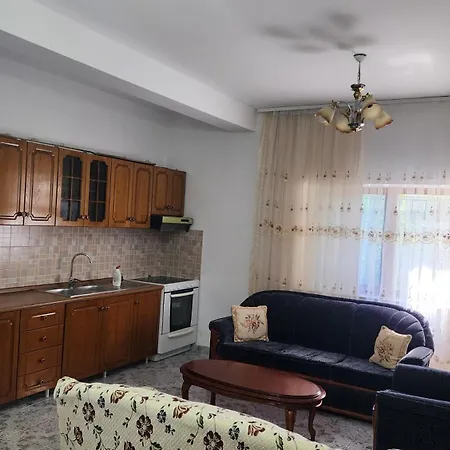 Kevi Center * Përmet