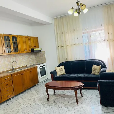 Kevi Center * Përmet