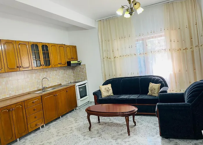 Kevi Center * Përmet
